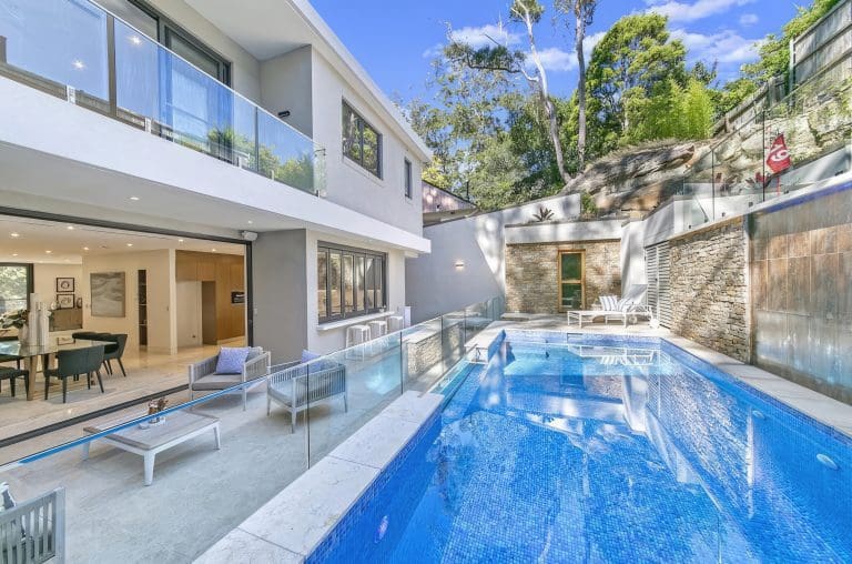 CREMA NOVELDA SANDBLASTED _ TUMBLED LIMESTONE_RMS TRADERS_NATURAL STONE PAVERS POOL COPING INTERNAL TILE SUPPLIER MELBOURNE (4)-gigapixel-standard-scale-6_00x