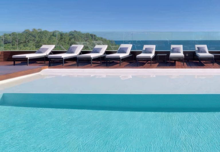 OPALESCENT BLANCO_RMS TRADERS_NATURAL STONE POOL MOSAIC SUPPLIER MELBOURNE (3)