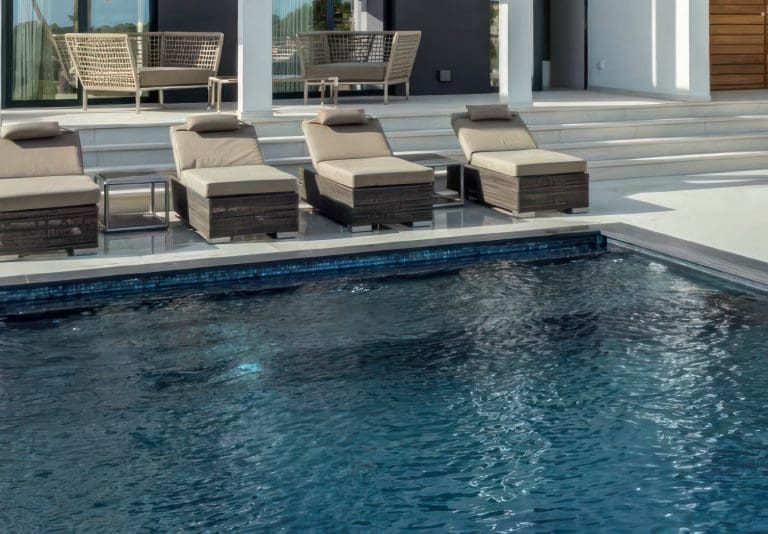 OPALO NEGRO_RMS TRADERS_NATURAL STONE POOL MOSAIC SUPPLIER MELBOURNE (5)