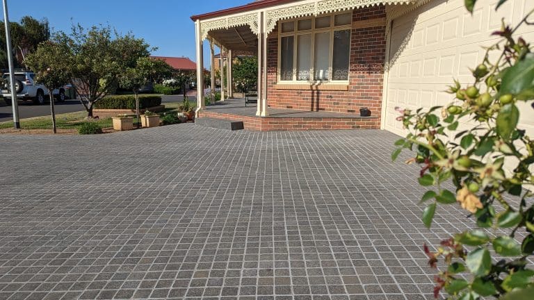 IMPALA BLACK TUMBLED FLAMED GRANITE COBBLESTONES_RMS TRADERS_NATURAL STONE PAVER SUPPLIER MELBOURNE (10)