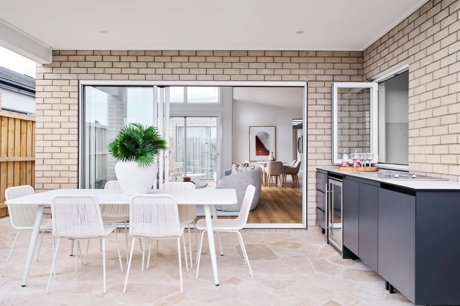 TUSCAN_TRAVERTINE_CRAZY_PAVING_RMS_TRADERS_NATURAL_STONE_SUPPLIER_MELBOURNE_001