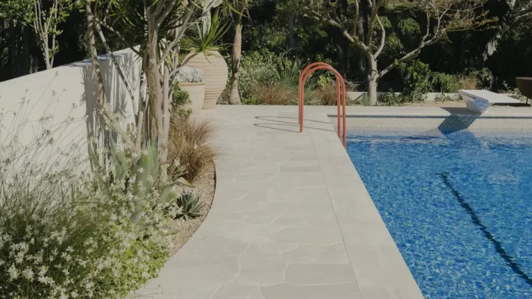 TUSCAN_TRAVERTINE_CRAZY_PAVING_RMS_TRADERS_NATURAL_STONE_SUPPLIER_MELBOURNE_004