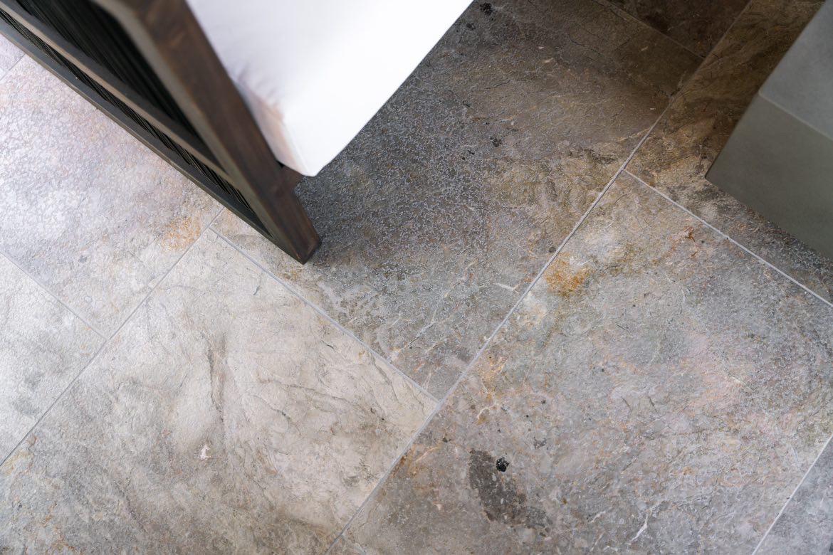 CARMEN GREY ANTIQUE LIMESTONE_RMS TRADERS_NATURAL STONE BATHROOM TILES SUPPLIER MELBOURNE (9)