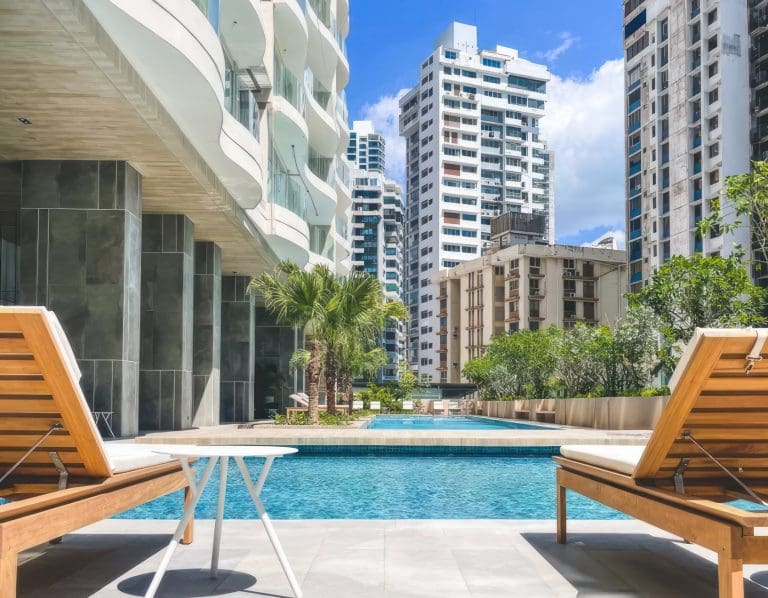 CREATOR: gd-jpeg v1.0 (using IJG JPEG v62), quality = 82