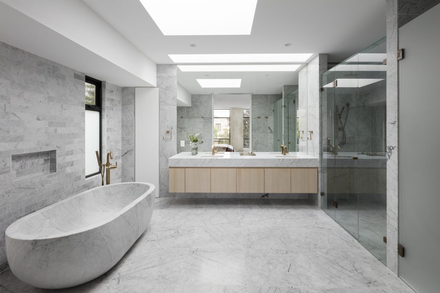 BIANCO-CARRARA-HONED-ITALIAN-MARBLE_RMS-TRADERS_NATURAL-STONE-BATHROOM-TILE-SUPPLIER-MELBOURNE-15-scaled