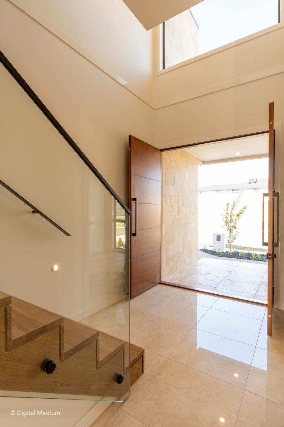 CREMA MARFIL POLISHED ENTRANCE scaled Natural Stone - RMS Traders