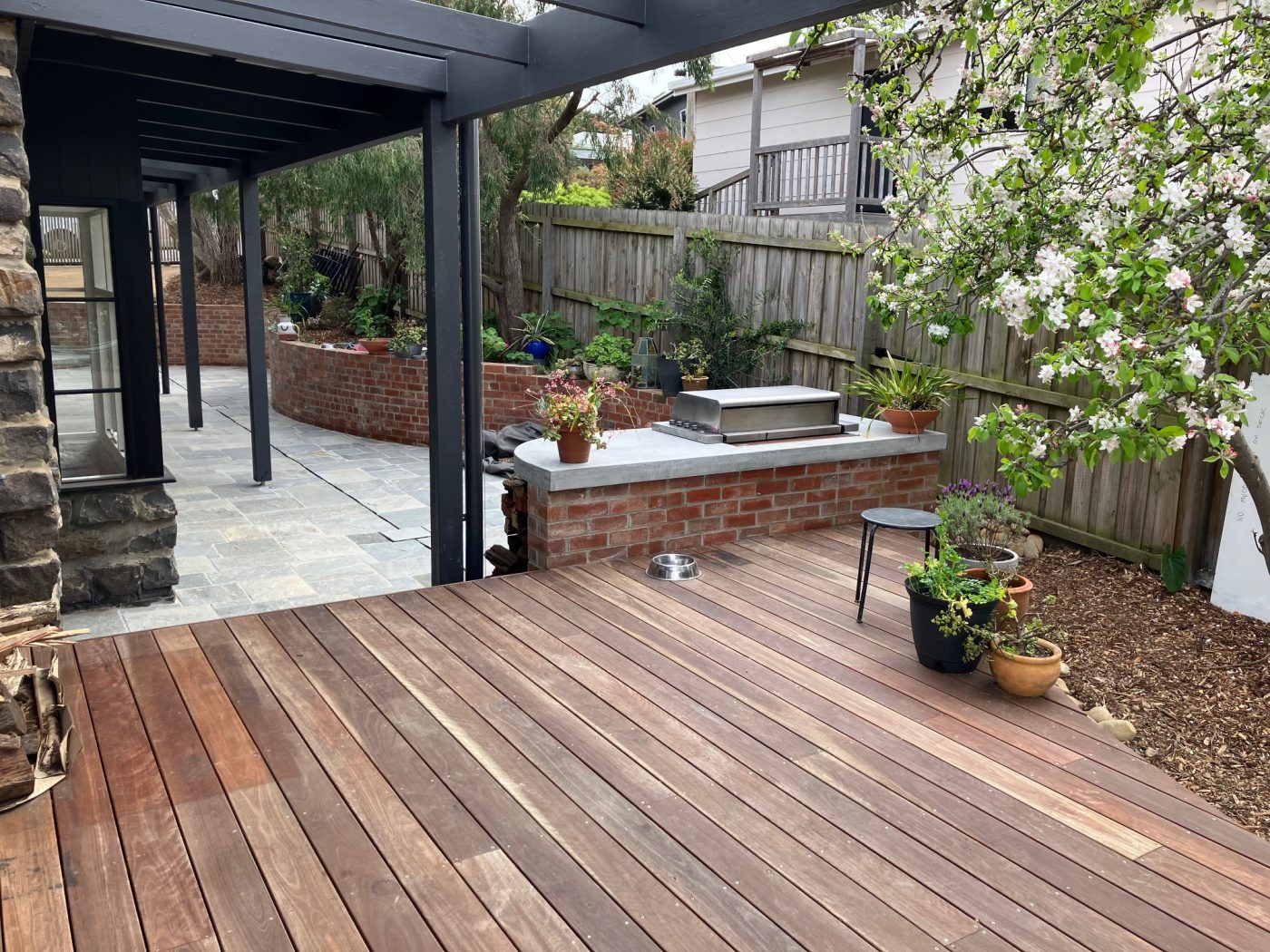 LODEN-QUARTZ_RMS-TRADERS_NATURAL-STONE-PAVERS-SUPPLIER-MELBOURNE-6-scaled
