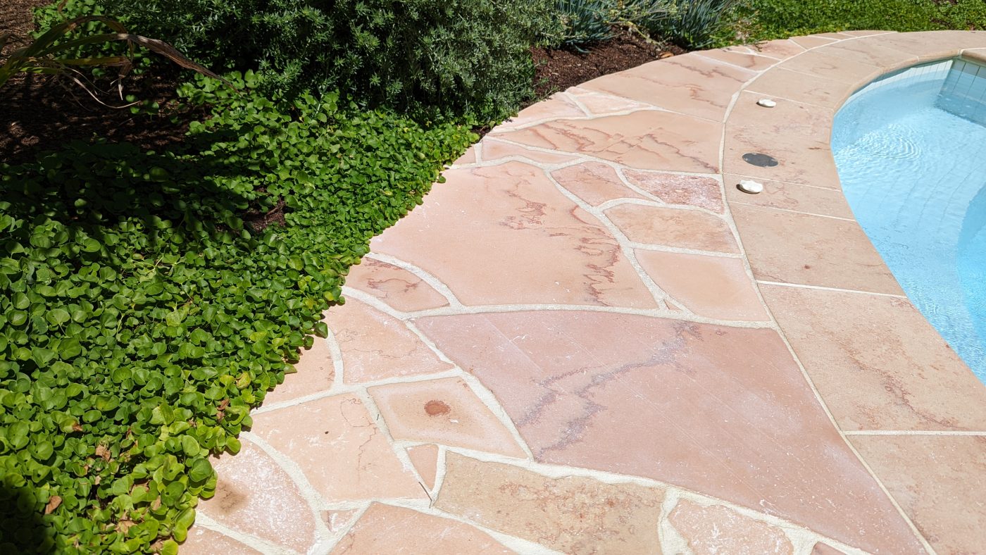 PALM-SPRINGS-PINK-LIMESTONE-CRAZY-PAVING-BRUSHED-AND-TUMBLED-2-scaled