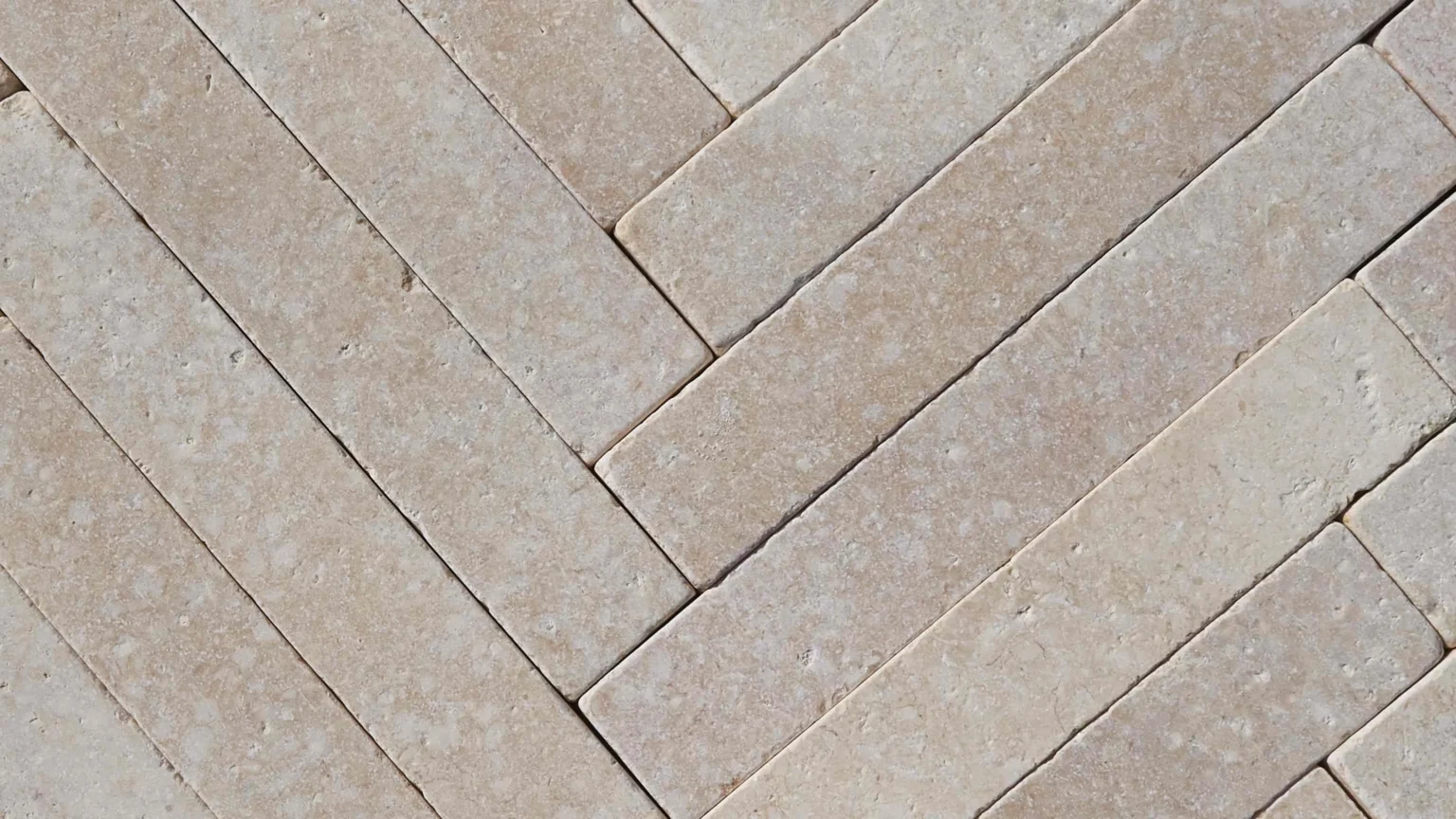 SAVANA_LIGHT_BRUSHED_LIMESTONE_BATONS_RMS_TRADERS_01