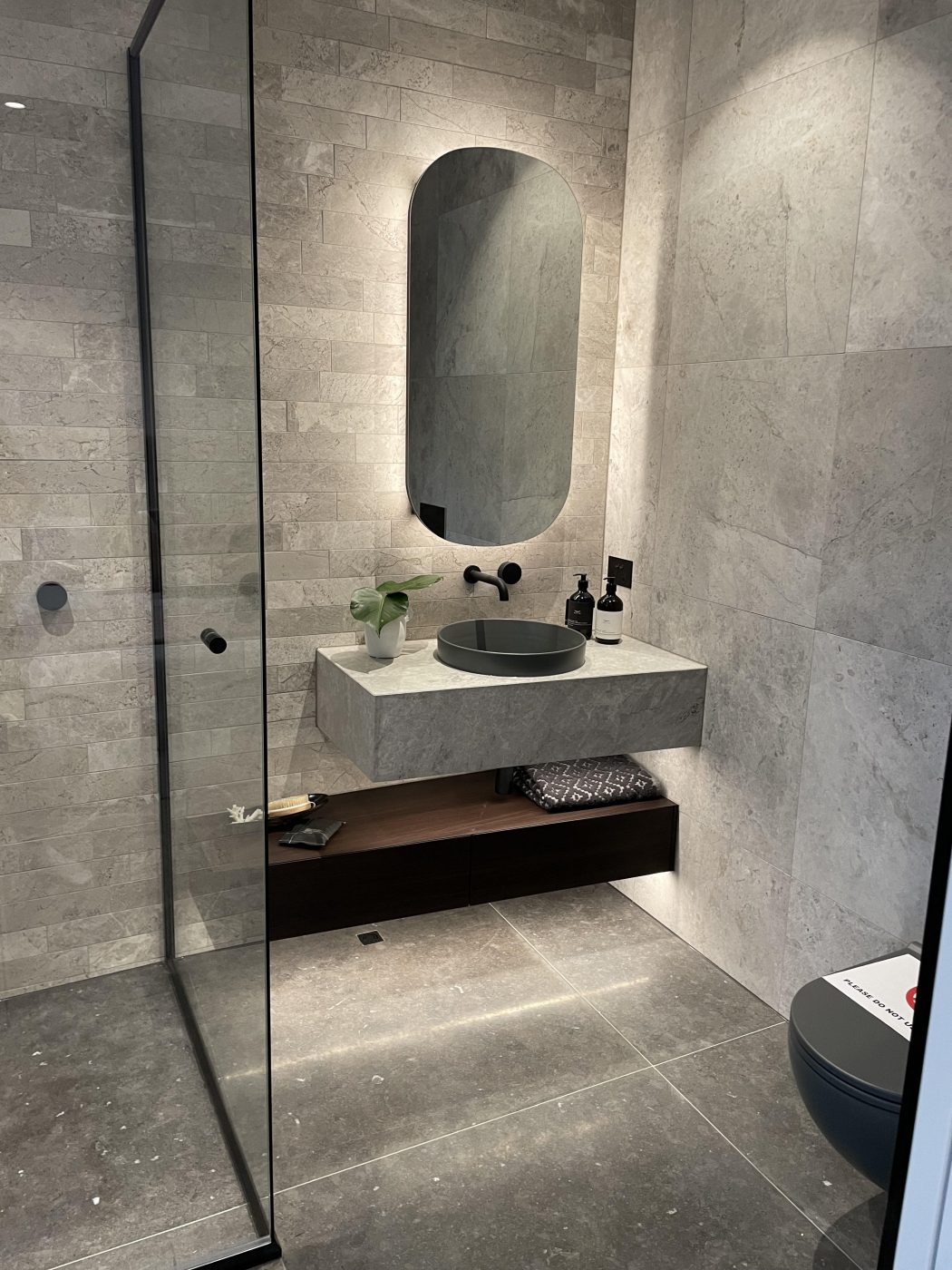 TUNDRA-GREY-SUBWAY-TILES-RMS-TRADERS-LIMESTONE-RANGE-scaled