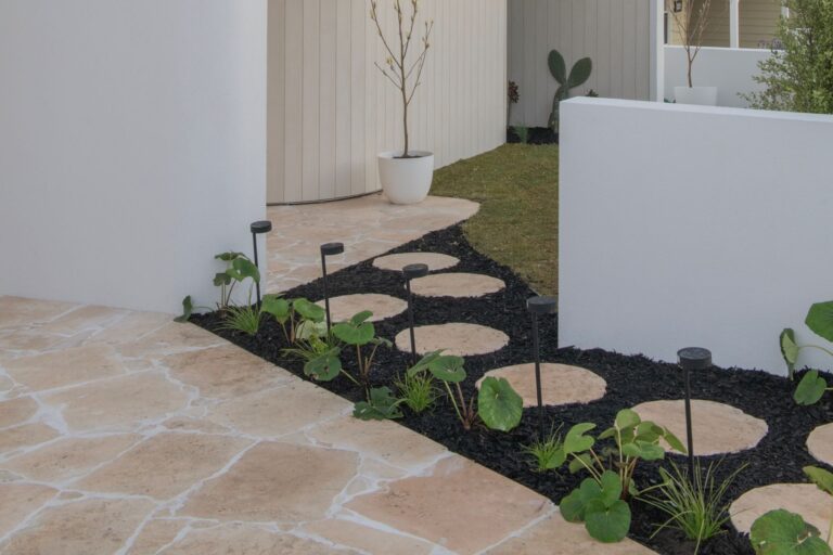 23_Ogilvie_Street_Essendon_340