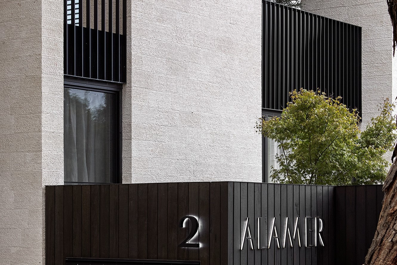 CRAFTLINE CREAM MARBLE RMS TRADERS NATURAL STONE WALL CLADDING (2)x