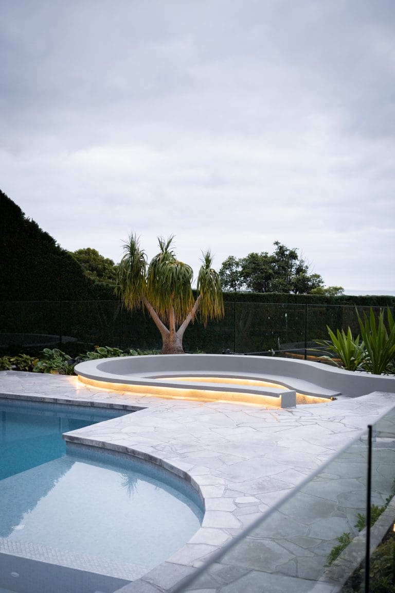 LONDON GREY BRUSHED & TUMBLED LIMESTONE CRAZY PAVING RMS TRADERS NATURAL STONE GREY PAVERS CRAZY PAVING SUPPLIER MELBOURNE (8) Natural Stone - RMS Traders