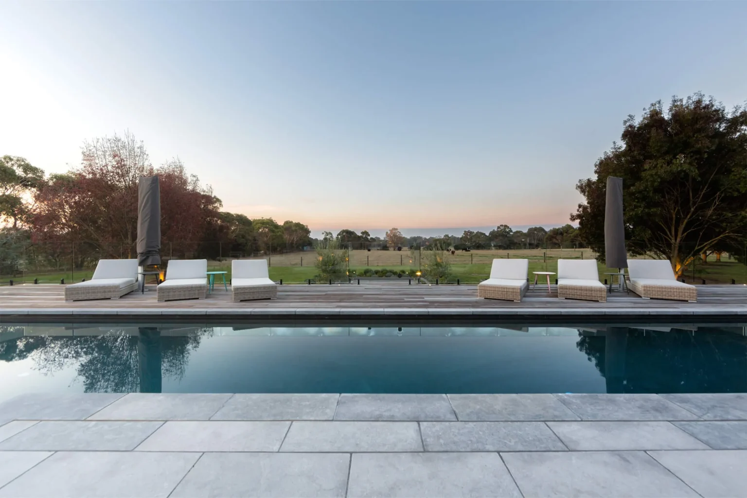 LONDON_GREY_BRUSHED_LIMESTONE_RMS_TRADERS_NATURAL_STONE_SUPPLIER_MELBOURNE_005