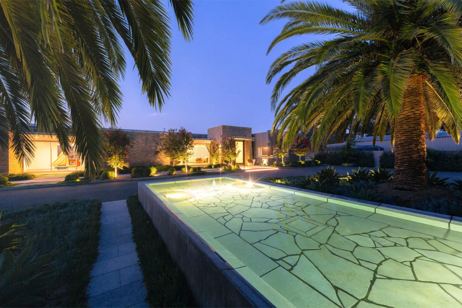 LONDON_GREY_BRUSHED_LIMESTONE_RMS_TRADERS_NATURAL_STONE_SUPPLIER_MELBOURNE_010