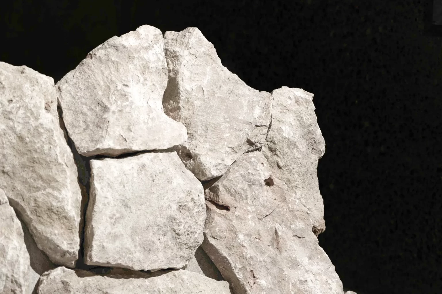 LUNA_STONE_WALL_CLADDING_FACADE_RMS_TRADERS_NATURAL_STONE_SUPPLIER_MELBOURNE (10)