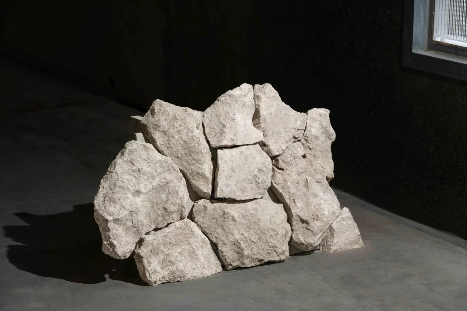 LUNA_STONE_WALL_CLADDING_FACADE_RMS_TRADERS_NATURAL_STONE_SUPPLIER_MELBOURNE (2)