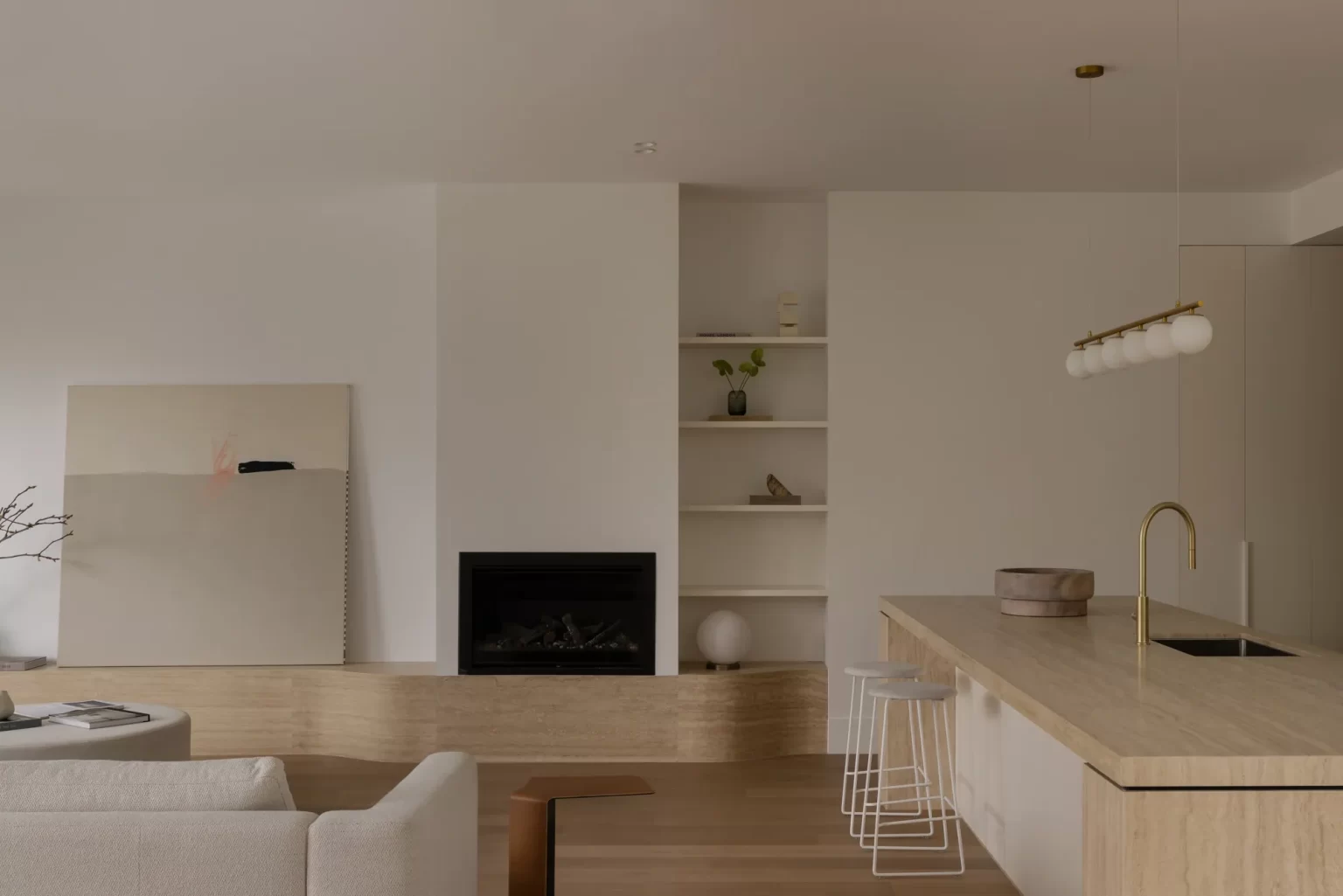 MILANO_VEIN_CUT_FILLED_TRAVERTINE_SLAB_RMS_TRADERS_NATURAL_STONE_SUPPLIER_MELBOURNE_001