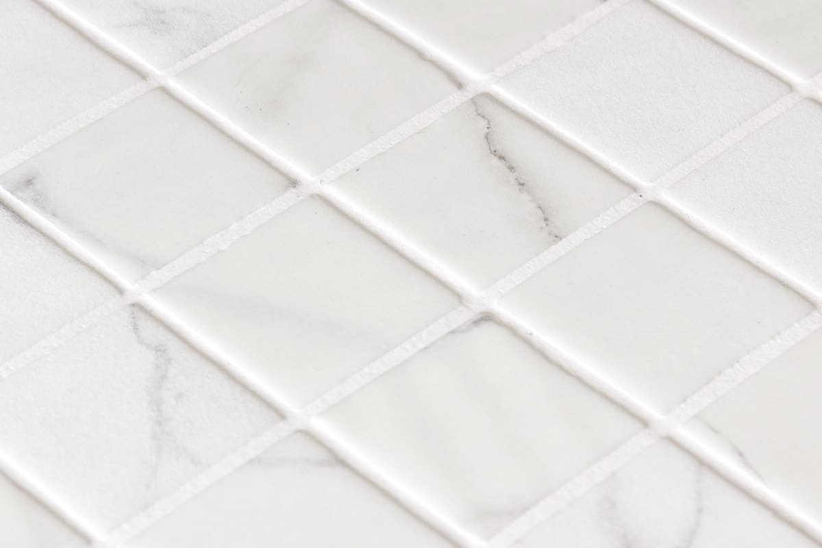 PENTA VENATO WHITE MATTE_RMS TRADERS_NATURAL STONE POOL MOSAIC SUPPLIER MELBOURNE (3)