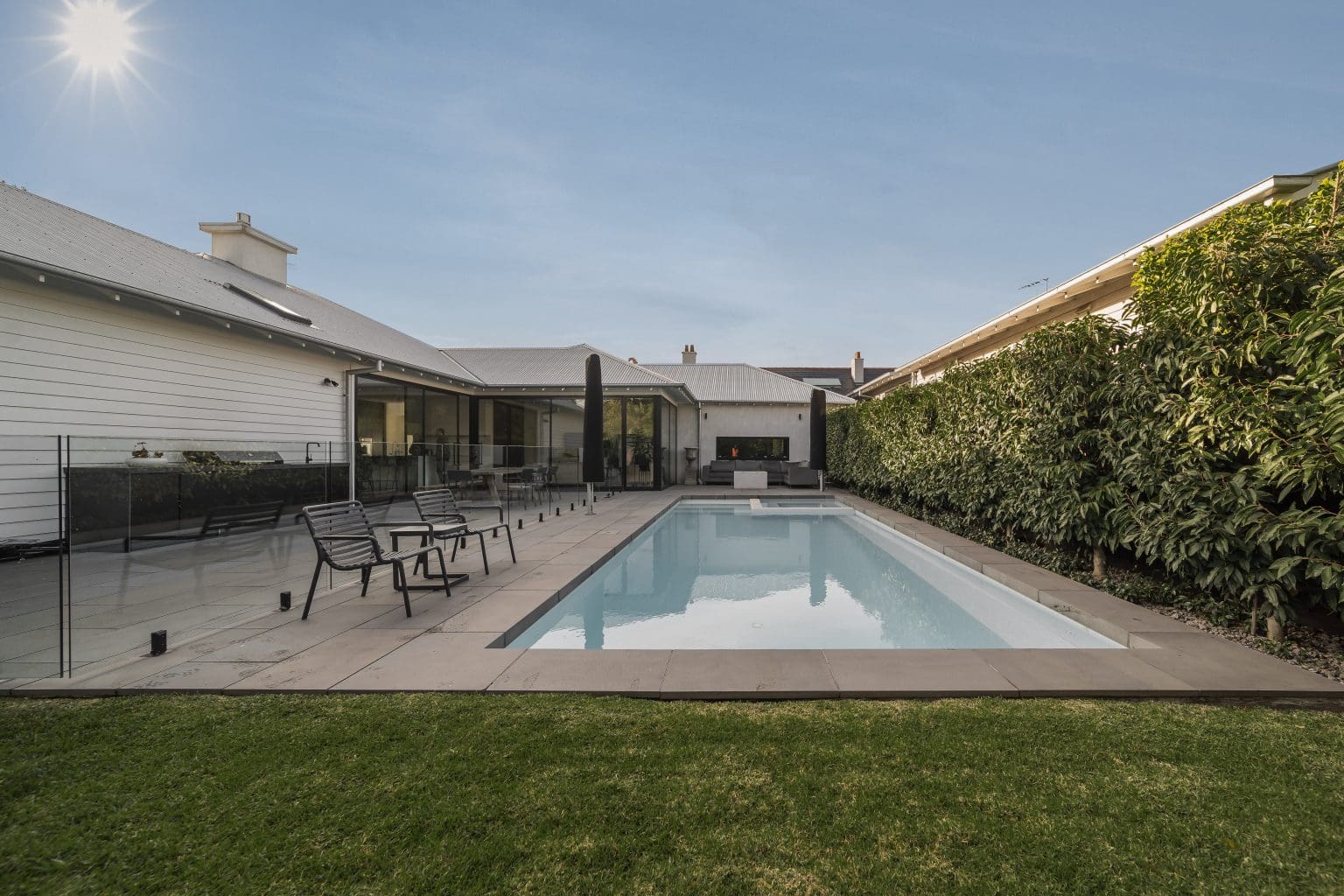 PREMIUM BLUESTONE CAT PAW SAWN_RMS TRADERS_NATURAL STONE PAVER & POOL COPING INTERNAL TILE SUPPLIER MELBOURNE (40)