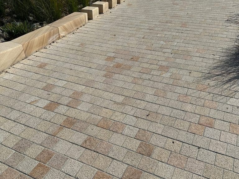 SUNSET GRANITE COBBLESTONES_RMS TRADERS_NATURAL STONE DRIVEWAY FOOTPATHS EXTERNAL SUPPLIER MELBOURNE (7)