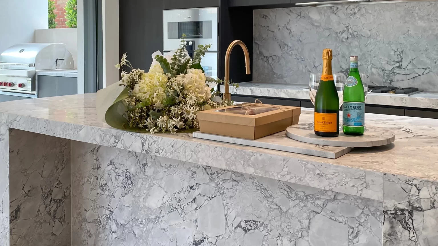 SUPER_WHITE_MARBLE_RMS_TRADERS_MELBOURNE_NATURAL_STONE_SUPPLIER_02