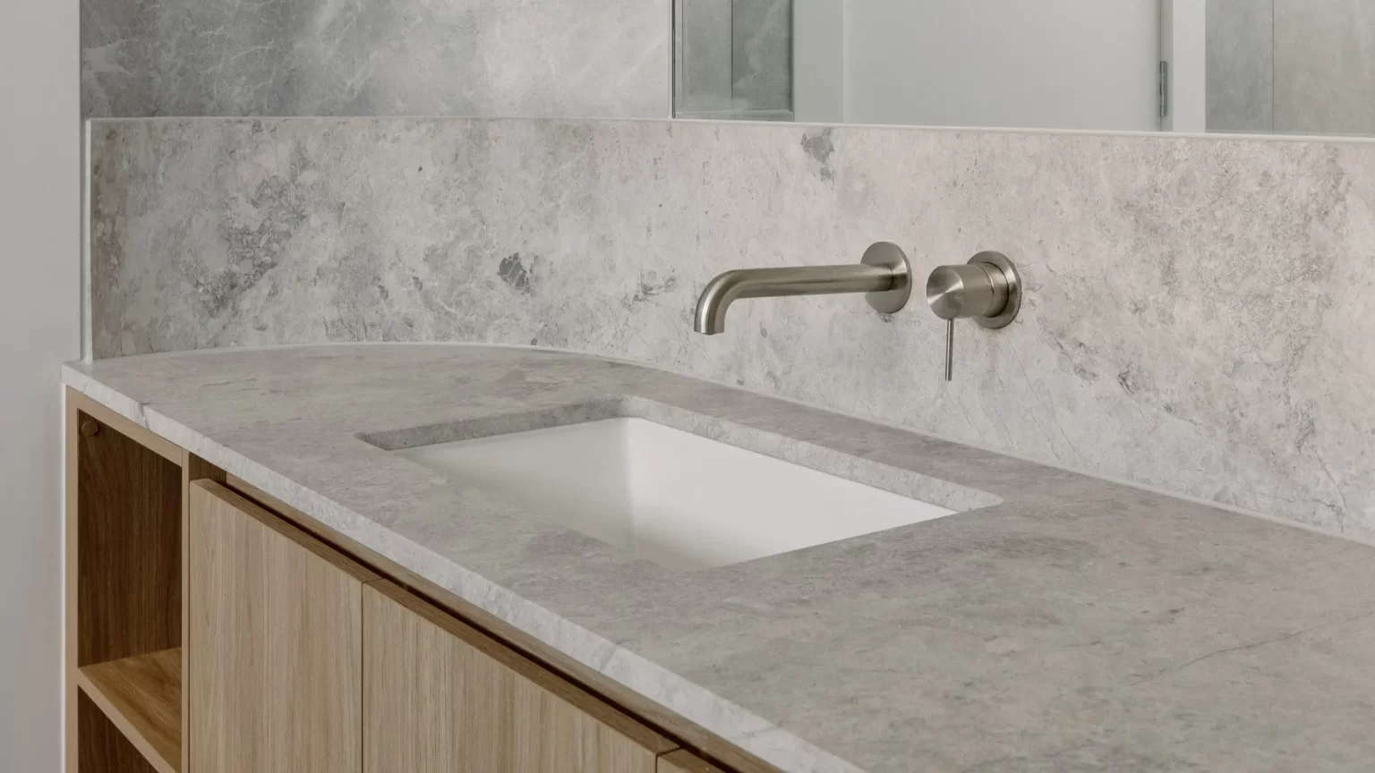 TUNDRA_GREY_HONED_LIMESTONE_SLAB_RMS_TRADERS_NATURAL_STONE_SUPPLIER_MELBOURNE_001