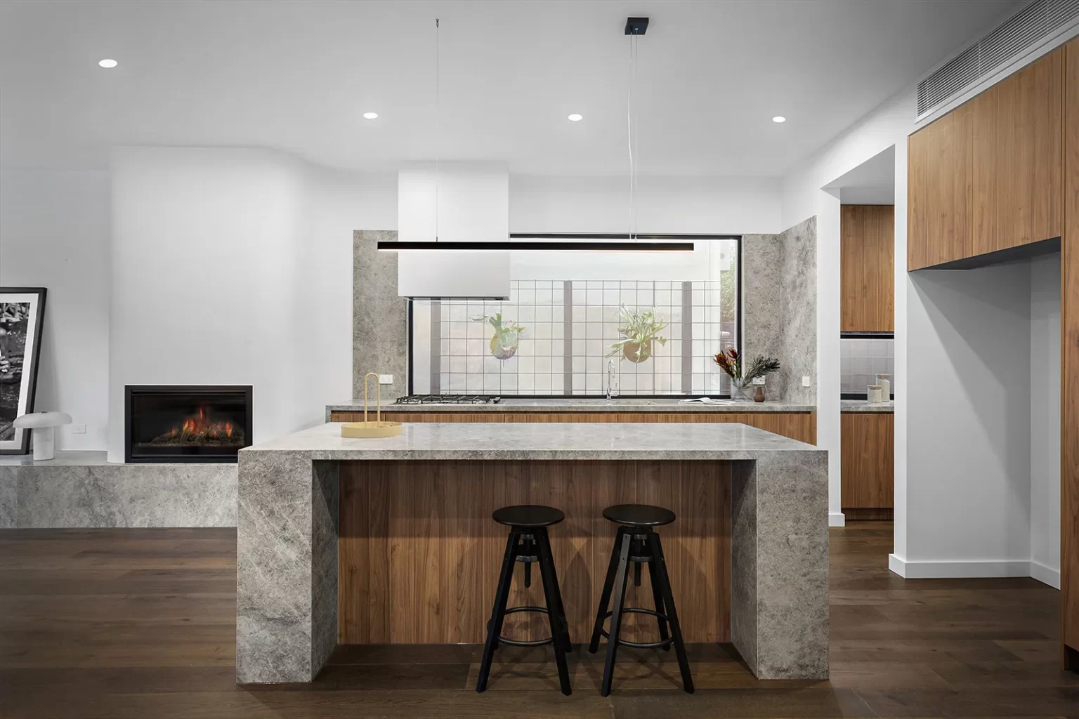 TUNDRA_GREY_HONED_SLABS_RMS_TRADERS_NATURAL_STONE_SUPPLIER_MELBOURNE_002