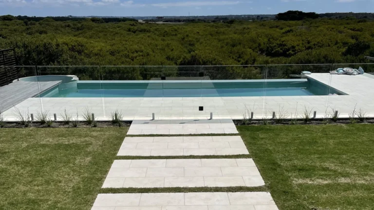 SAVANA_LIGHT_SANDBLASTED_LIMESTONE_RMS_TRADERS_03-scaled