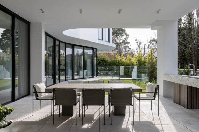 TUNDRA LIGHT SANDBLASTED LIMESTONE_RMS TRADERS_NATURAL STONE SUPPLIER MELBOURNE (1)