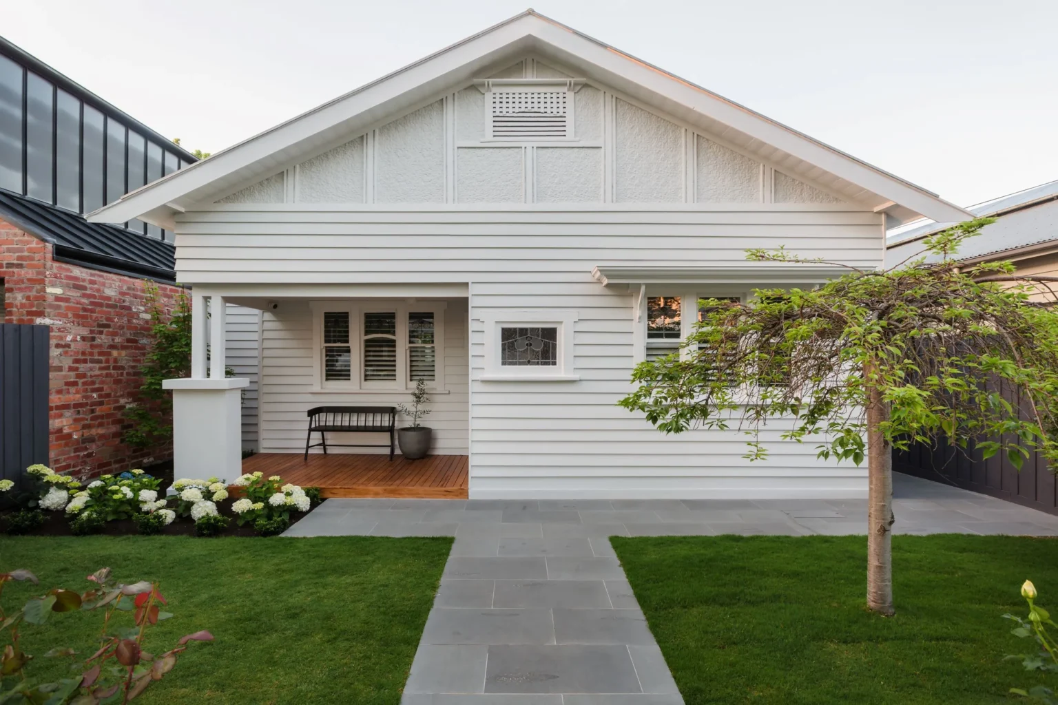 BLUESTONE_PREMIUM_RMS_TRADERS_03