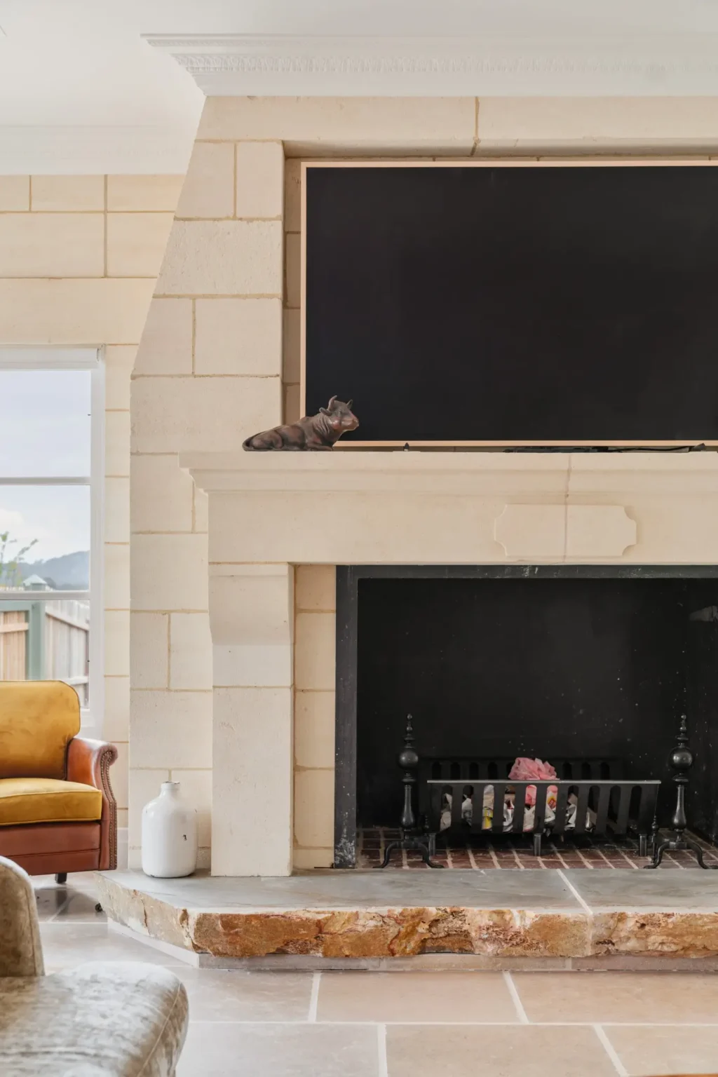 SINAI_PEARL_BRUSHED_TUMBLED_LIMESTONE_RMS_TRADERS (14)