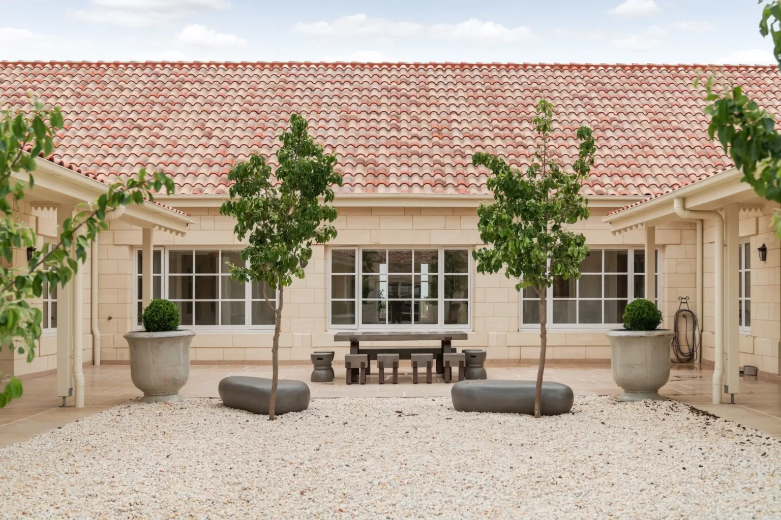 SINAI_PEARL_BRUSHED_TUMBLED_LIMESTONE_RMS_TRADERS (17)