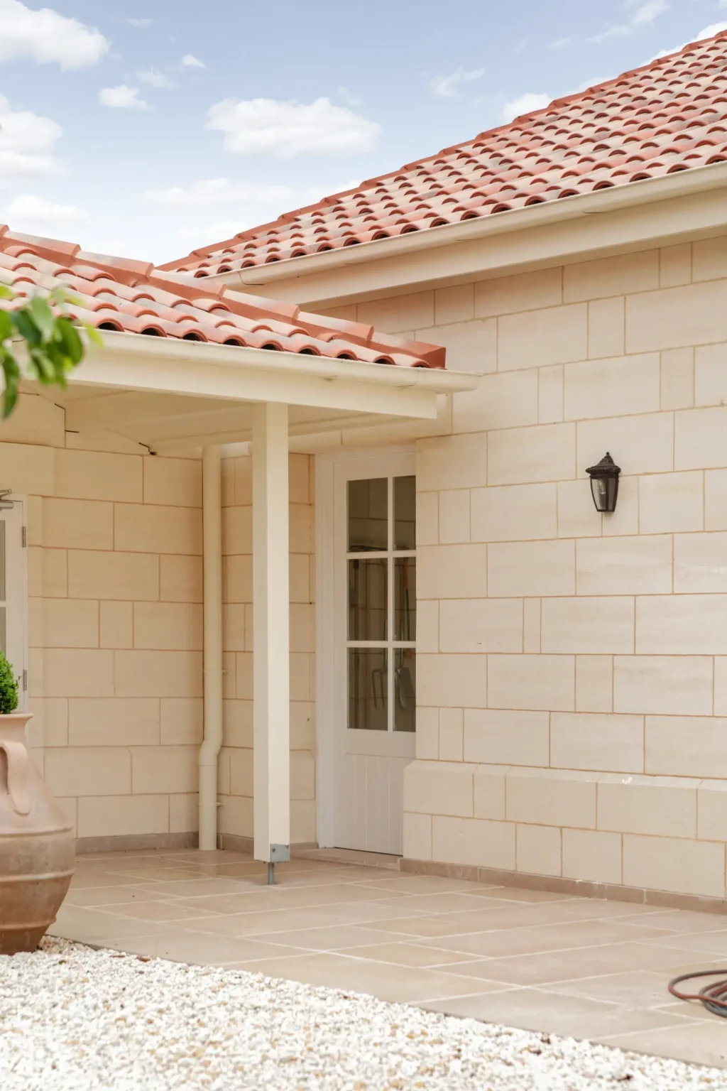 SINAI_PEARL_BRUSHED_TUMBLED_LIMESTONE_RMS_TRADERS (18)