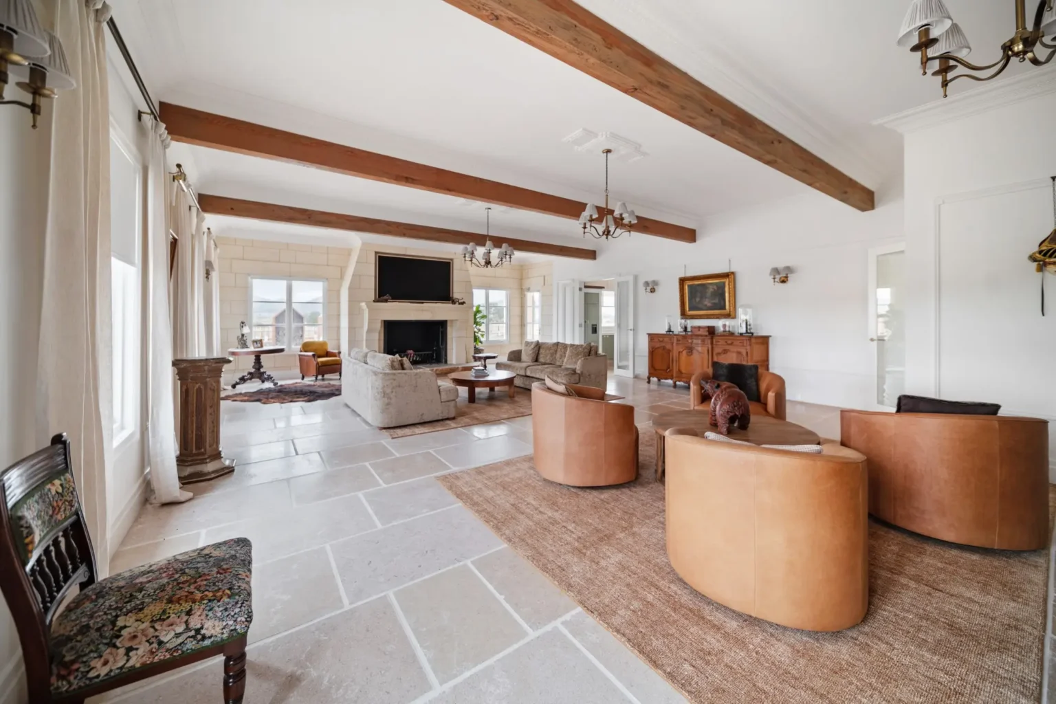 SINAI_PEARL_BRUSHED_TUMBLED_LIMESTONE_RMS_TRADERS (5)