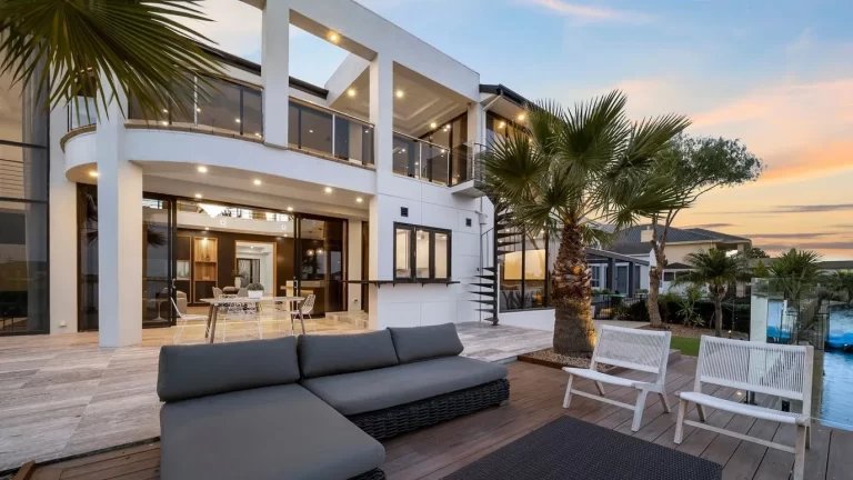 TITANIUM_VEIN_CUT_TRAVERTINE_RMS_TRADERS_01