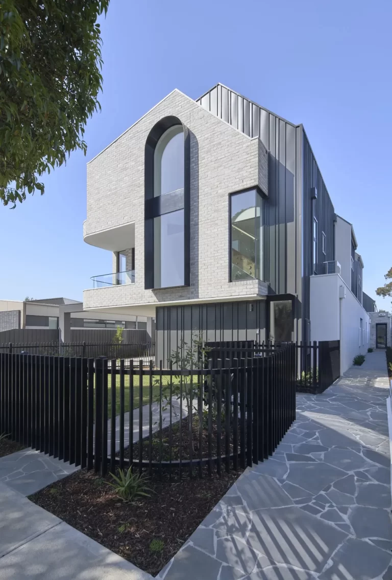 BLUESTONE PREMIUM CRAZY PAVING RMS TRADERS MELBOURNE NATURAL STONE SUPPLIER 02 Natural Stone - RMS Traders