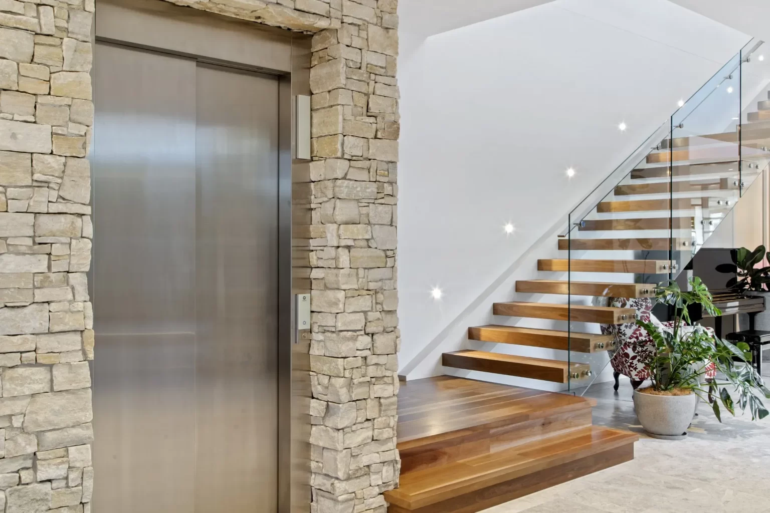 GOLDEN_TEMPLE_STONE_WALL_CLADDING_RMS_TRADERS_01