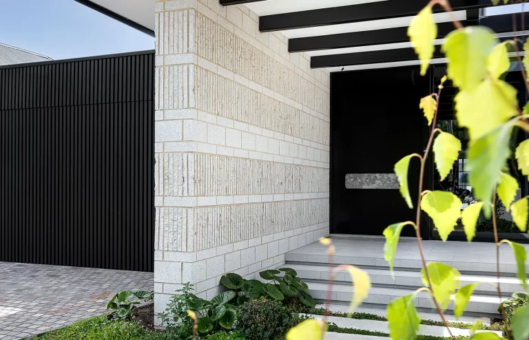 ITALIAN_PORPHYRY_COBBLESTONES_RMS_TRADERS_01