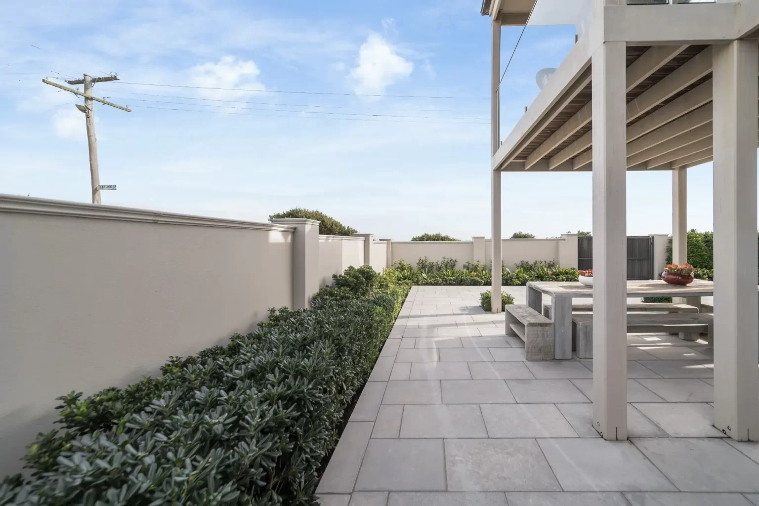 LONDON_GREY_SANDBLASTED_TUMBLED_LIMESTONE_RMS_TRADERS_MELBOURNE_NATURAL_STONE_SUPPLIER02