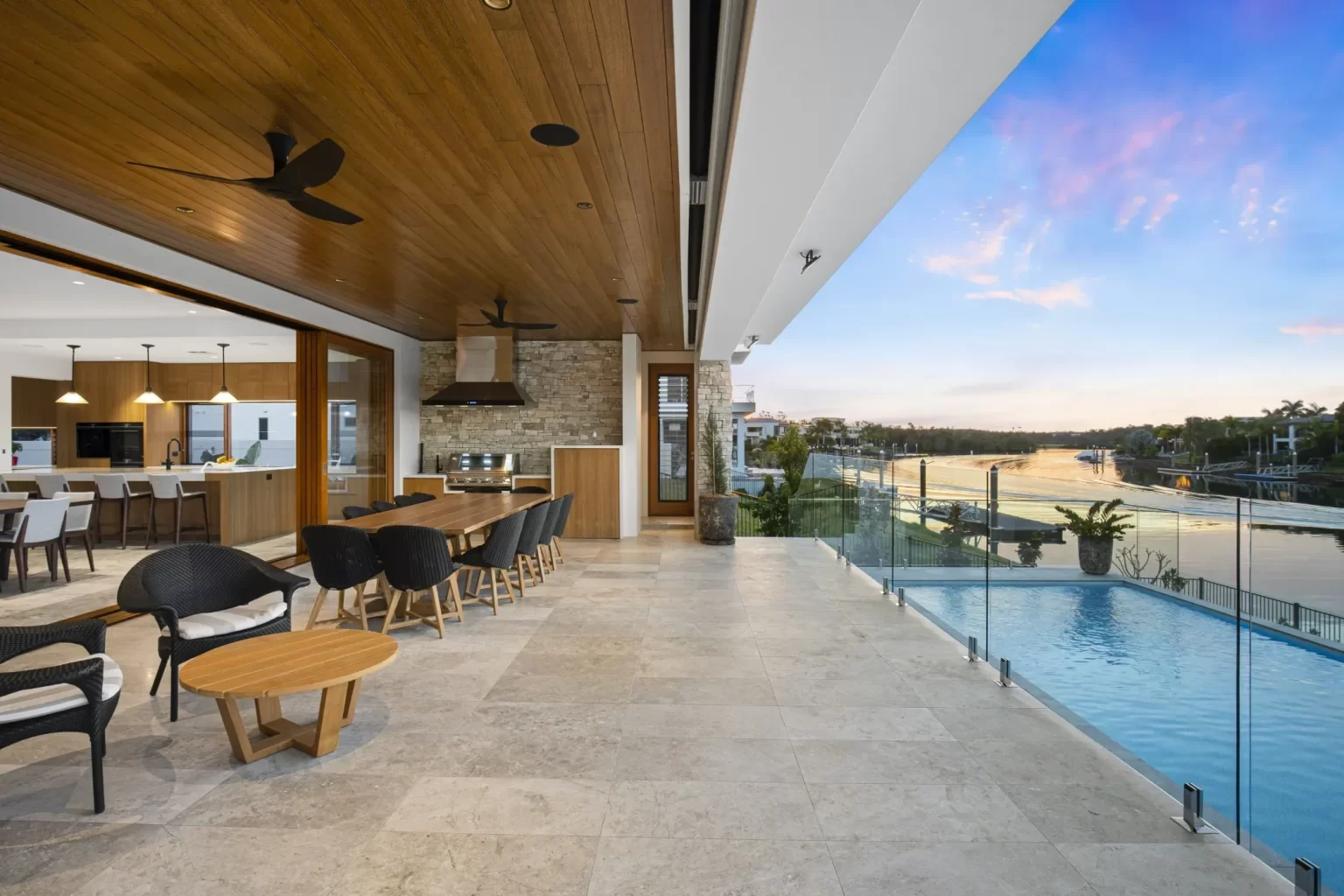 TUNDRA_LIGHT_HONED_LIMESTONE_RMS_TRADERS_MELBOURNE_NATURAL_STONE_SUPPLIER11