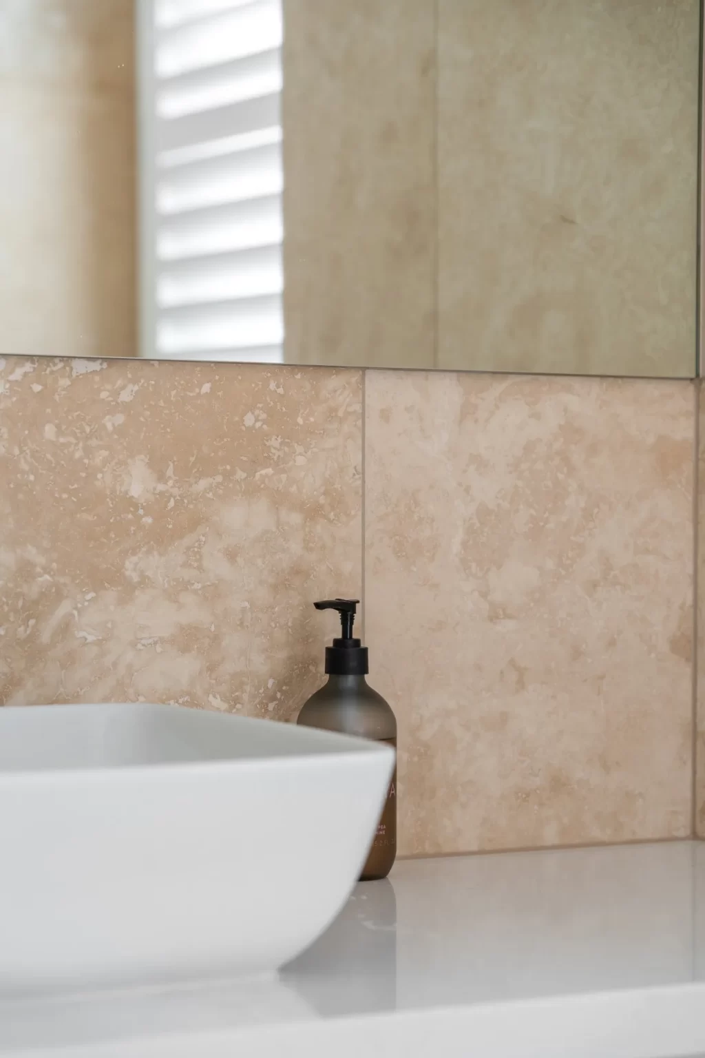 CLASSIC_LIGHT_CROSS_CUT_TRAVERTINE_RMS_TRADERS_NATURAL_STONE_SUPPLIER_MELBOURNE (34)