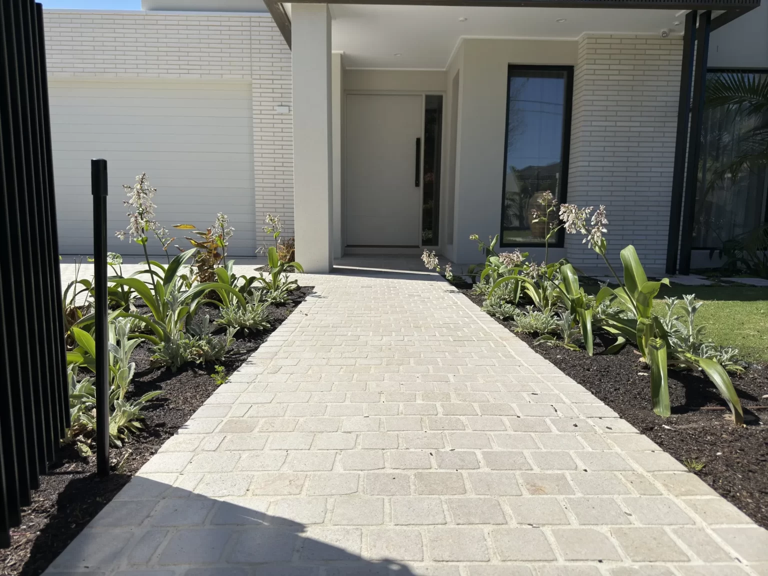 HAVEN_LIMESTONE_COBBLESTONES_RMS_TRADERS_NATURAL_STONE_SUPPLIER_MELBOURNE (111)