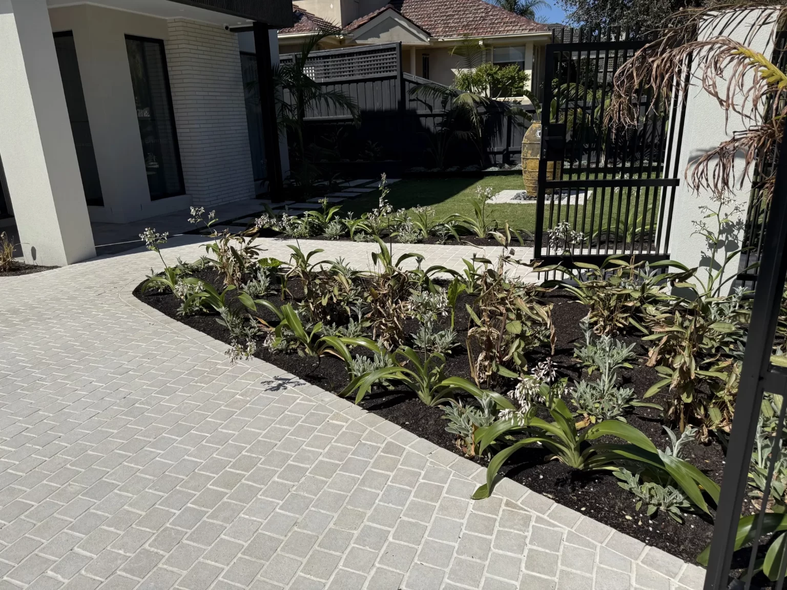 HAVEN_LIMESTONE_COBBLESTONES_RMS_TRADERS_NATURAL_STONE_SUPPLIER_MELBOURNE (42)