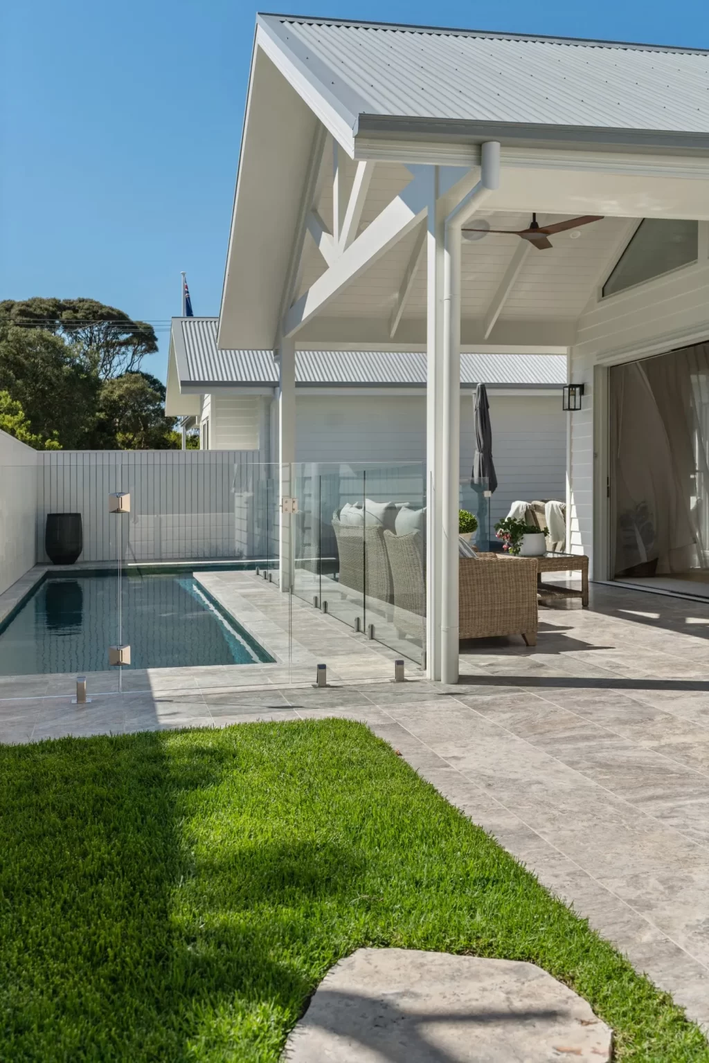 SILVER_UNFILLED_TUMBLED_TRAVERTINE_RMS_TRADERS_NATURAL_STONE_SUPPLIER_MELBOURNE (23)