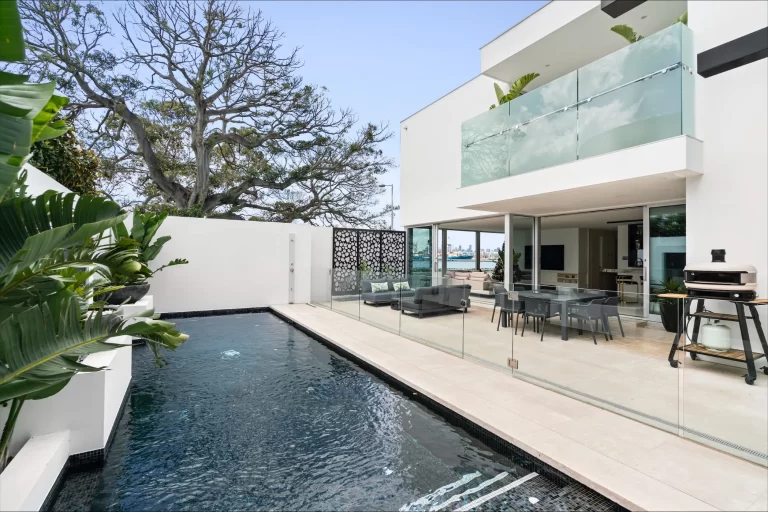 SINAI_PEARL_BRUSHED_LIMESTONE_RMS_TRADERS_NATURAL_STONE_SUPPLIER_MELBOURNE (1)