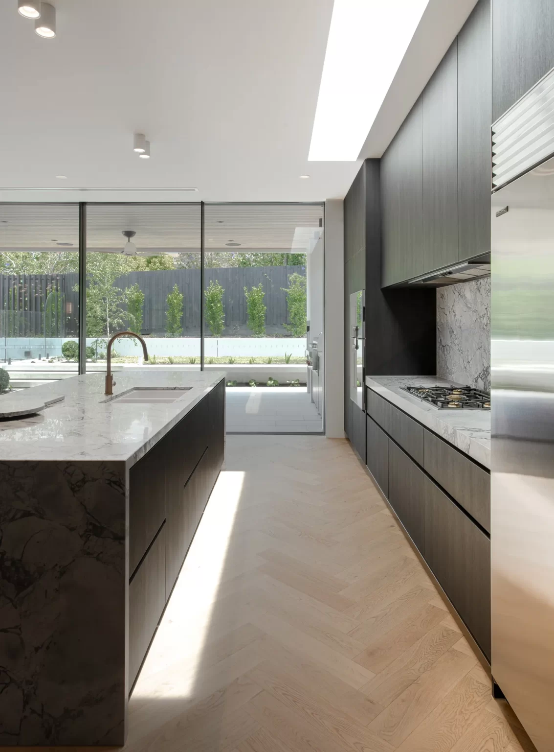 SUPER_WHITE_MARBLE_RMS_TRADERS_MELBOURNE_NATURAL_STONE_SUPPLIER_05