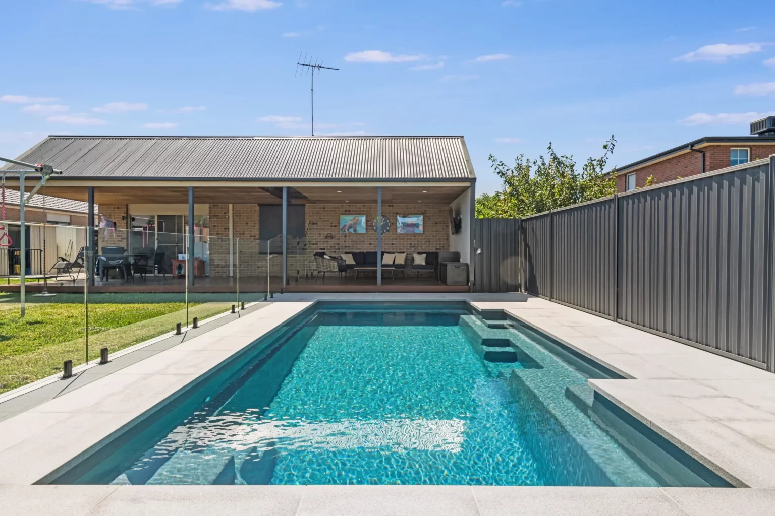 ASH GREY GRANITE RMS TRADERS NATURAL STONE SUPPLIER MELBOURNE (2) Natural Stone - RMS Traders