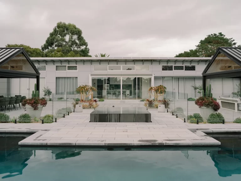 LONDON_GREY_BRUSHED_LIMESTONE_RMS_TRADERS_NATURAL_STONE_SUPPLIER_MELBOURNE_016