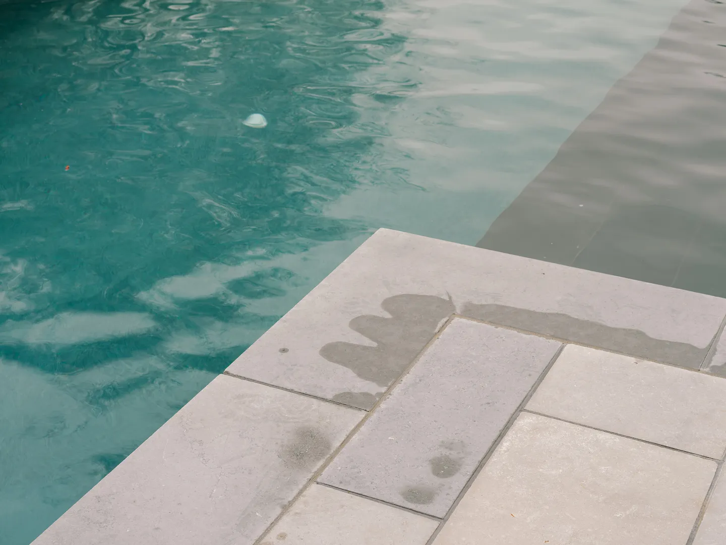 LONDON_GREY_BRUSHED_LIMESTONE_RMS_TRADERS_NATURAL_STONE_SUPPLIER_MELBOURNE_025